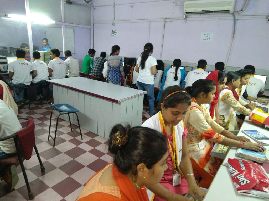 52926521_2185731938140420_1695858409372385280_n