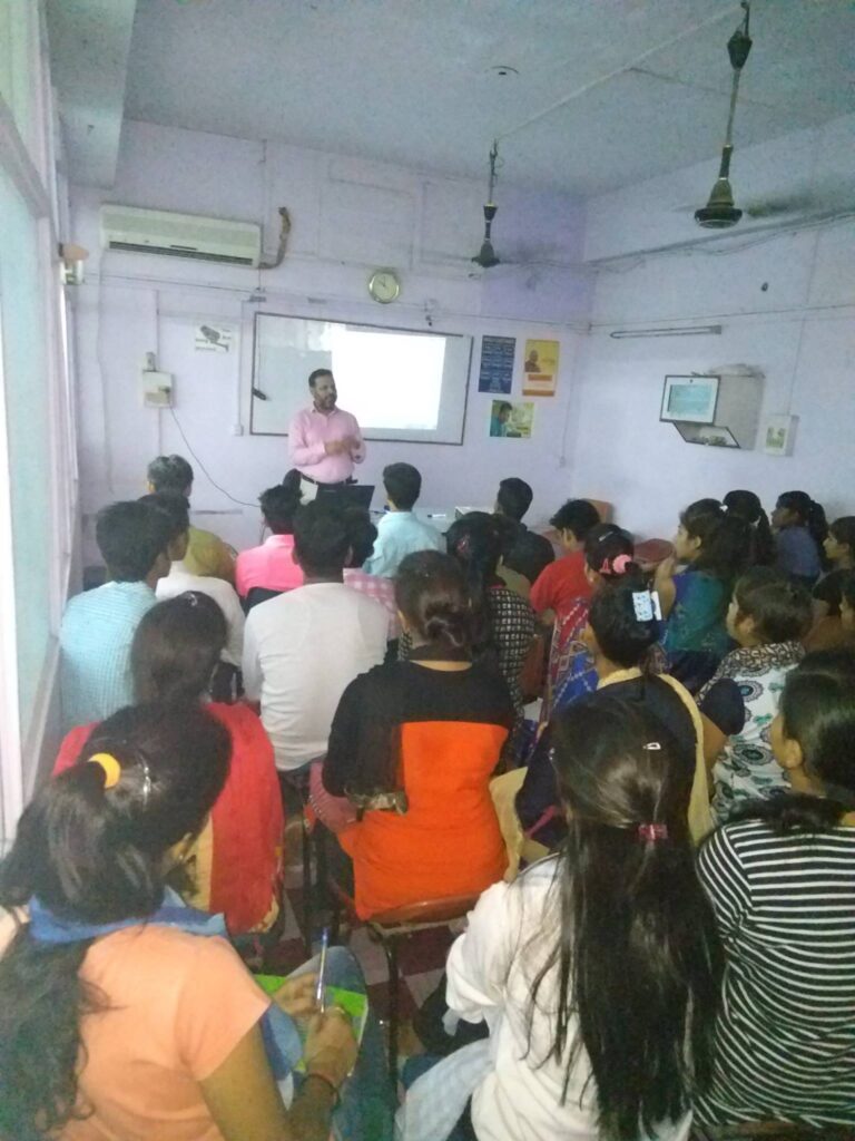 52980447_2185731731473774_86262678678405120_n